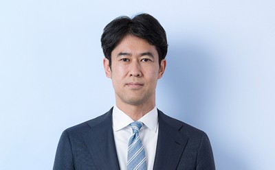 Tomohiko Sugiura headshot