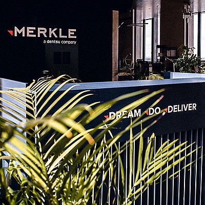 Merkle office with plants