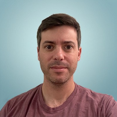 Nathan Miller headshot